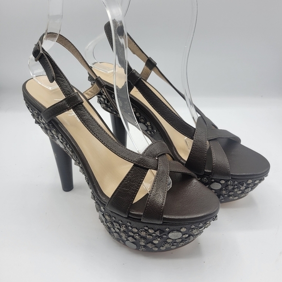 NWOB BCBGMAXAZRIA studded heels size 38 - Picture 1 of 16
